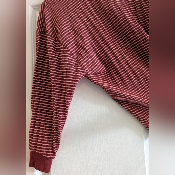 Anthropologie Hannah Pink Red Striped Knit Textured V-Neck Thermal Shirt Size S - Picture 14 of 15